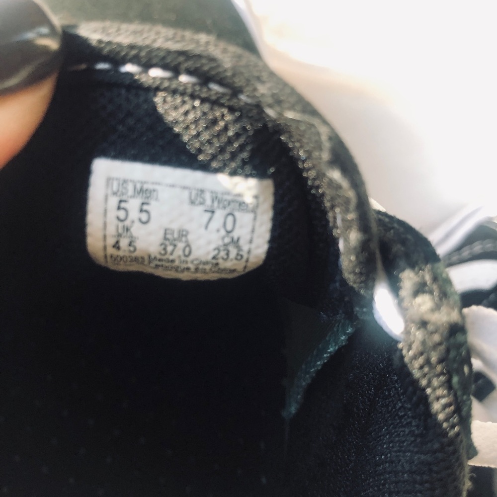 Black Vans Comfy Cush - Picture 5 of 5